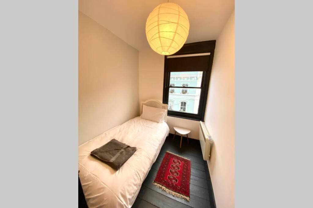Beautiful First Floor Apartment In St Leonards Esterno foto