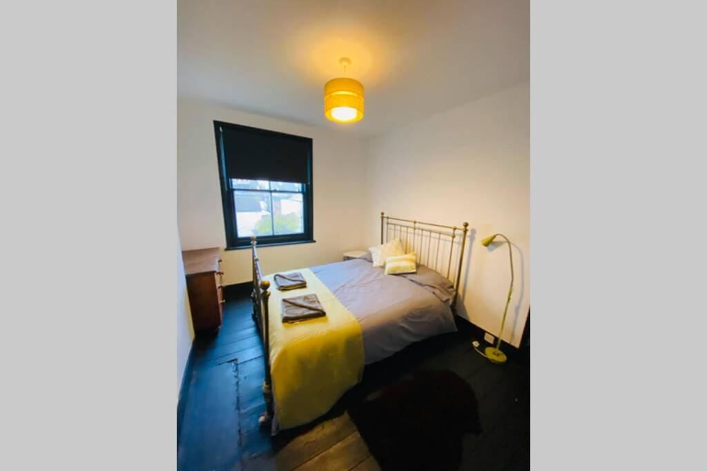 Beautiful First Floor Apartment In St Leonards Esterno foto