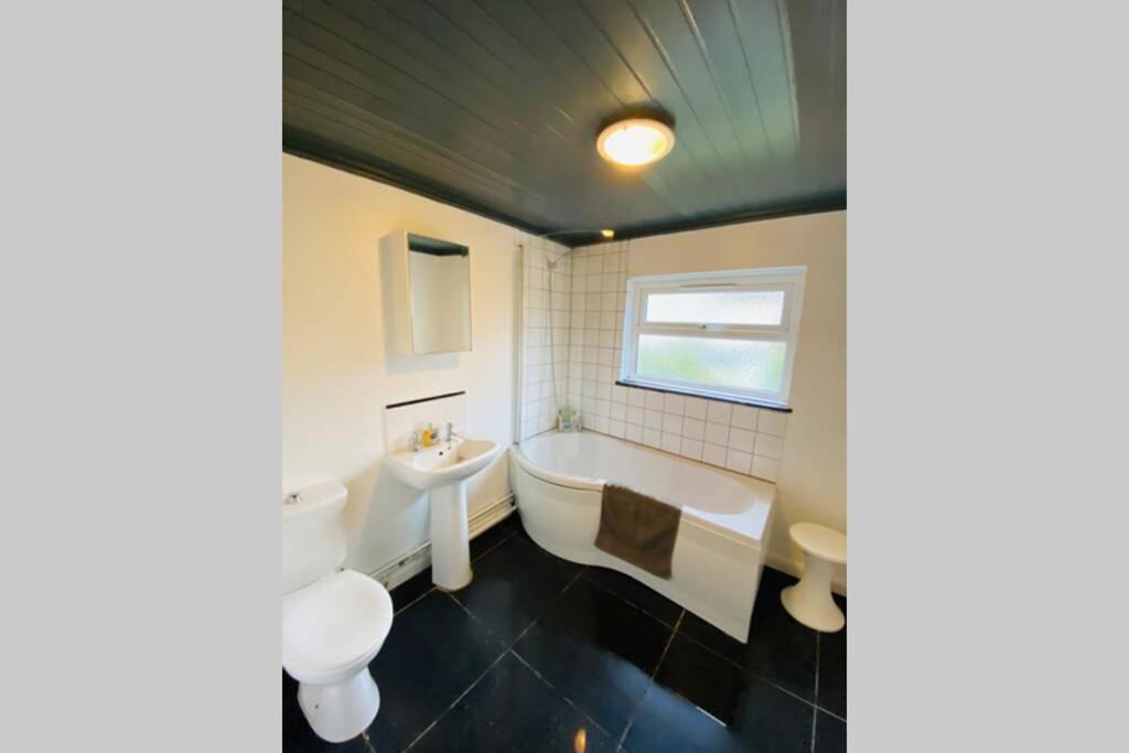 Beautiful First Floor Apartment In St Leonards Esterno foto