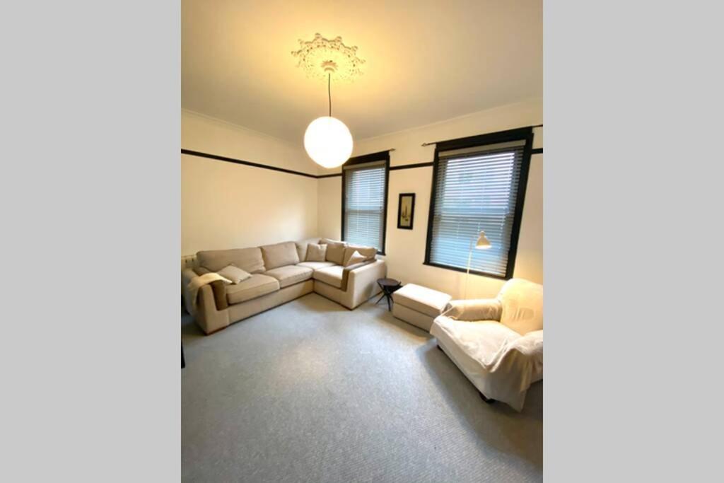 Beautiful First Floor Apartment In St Leonards Esterno foto